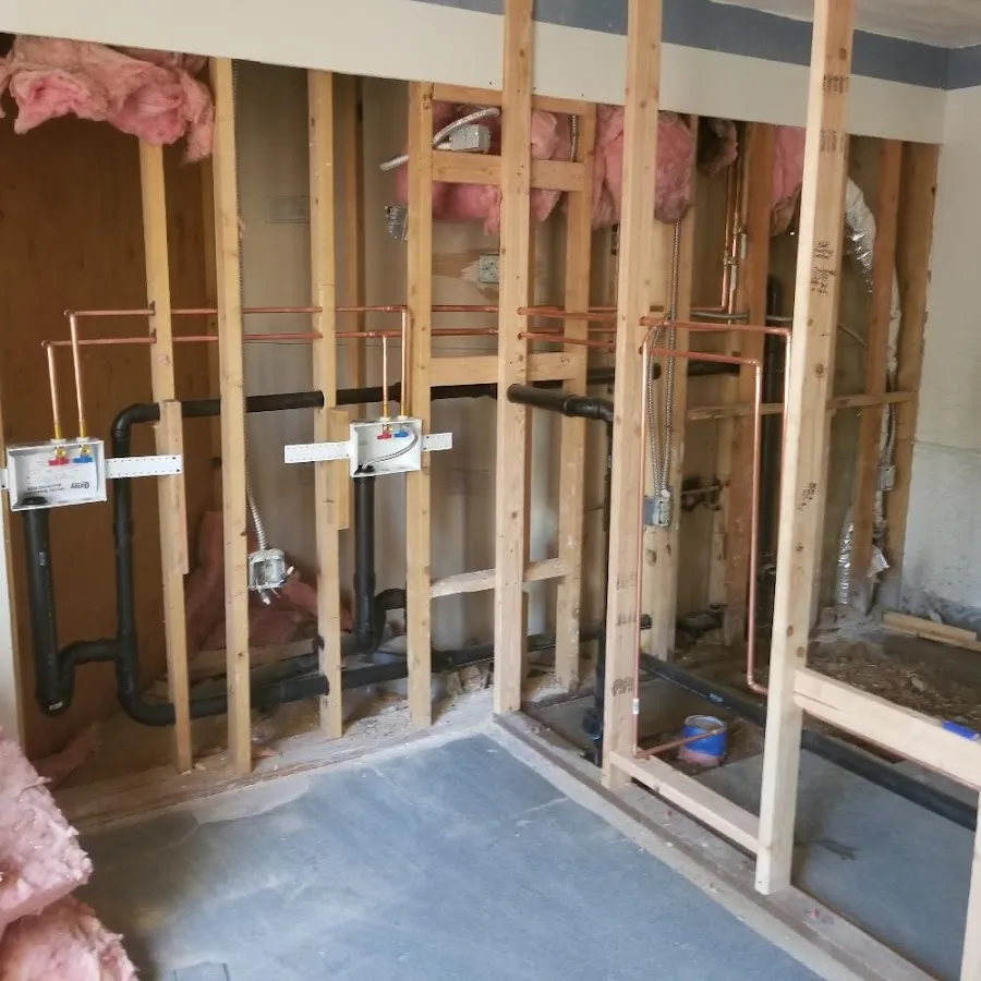 Copper pipe rough-in and plumbing installation in Pella